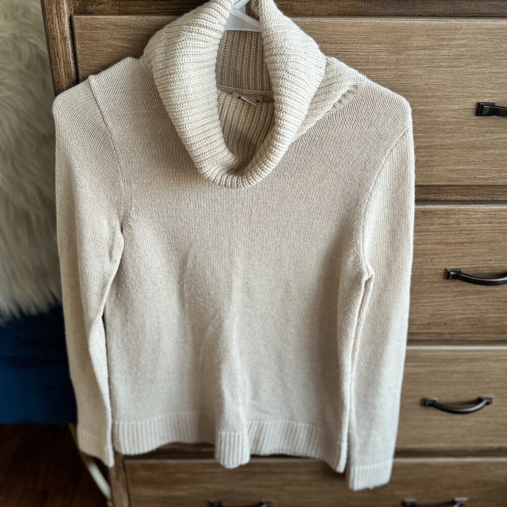 J.Crew classic cream turtleneck sweater- XSmall